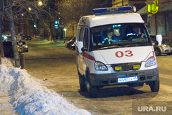 Požár v neobydlené domeSovetskaya 136Kurgan, sanitka