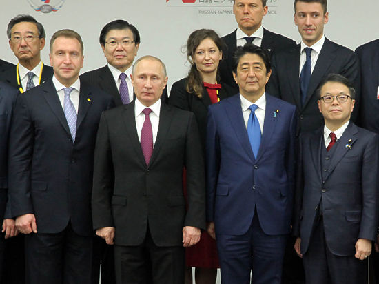 Proč Putin a Abe se dohodli na Kurilských ostrovů: znalecký posudek Proč Putin a Abe se dohodli na Kurilských ostrovů: znalecký posudek