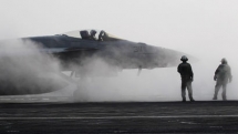 Dvě třetiny bojových letounů US Navy nemohou létat