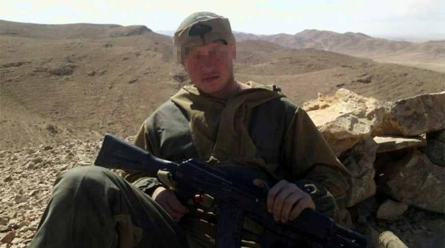 Foto bojovník publikoval ozbrojence po bojích poblíž Palmyra. Fotografie Místo neznámé