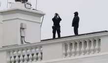 ných služeb se vydával za Američana, aby prodal americkým bezpečnostním agenturám 