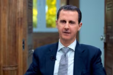 Syrský prezident Bašár al-Assad mluví  s AFP  v Damašku (Sýrie) fotografie poskytnutá SANA 13. dubna 2017. SANA / Handout přes REUTERS