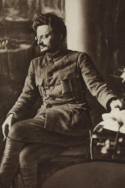 Leon-Trotsky-1879-1940-Russian-revolutionary.jpg